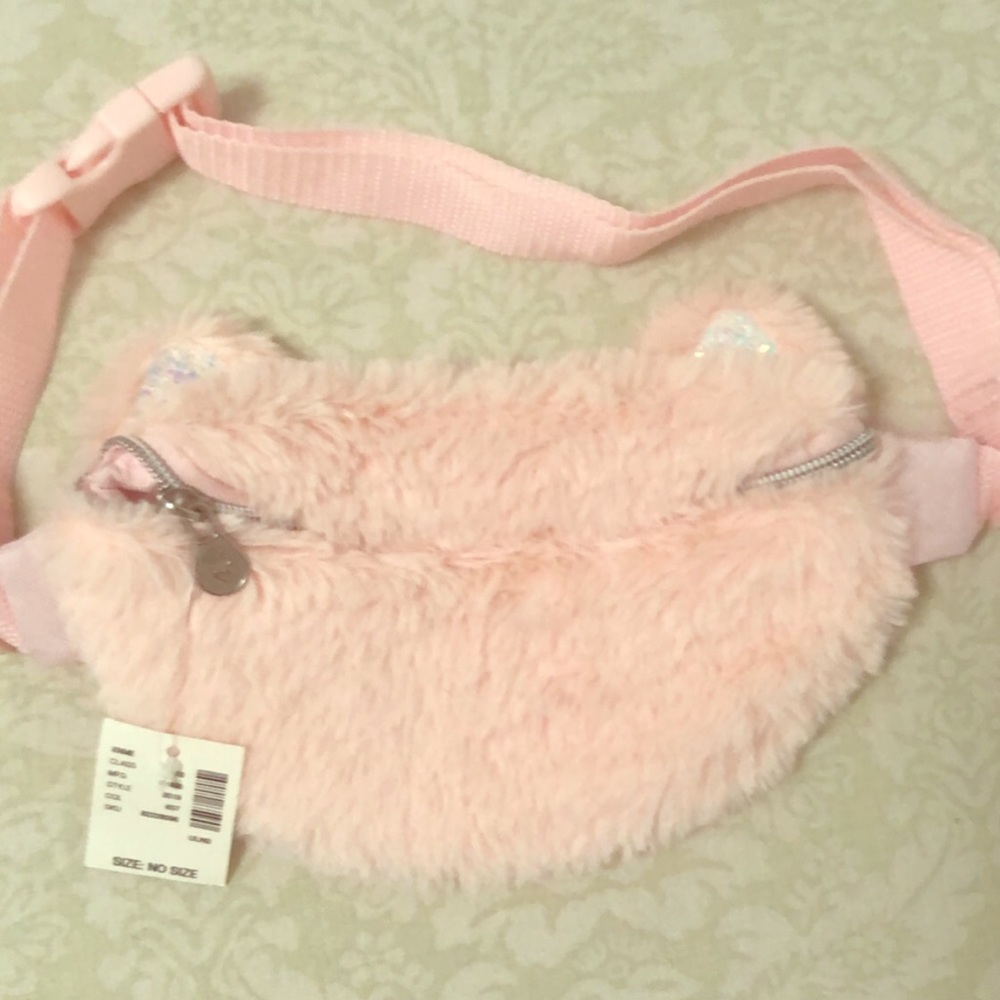 Fanny pack